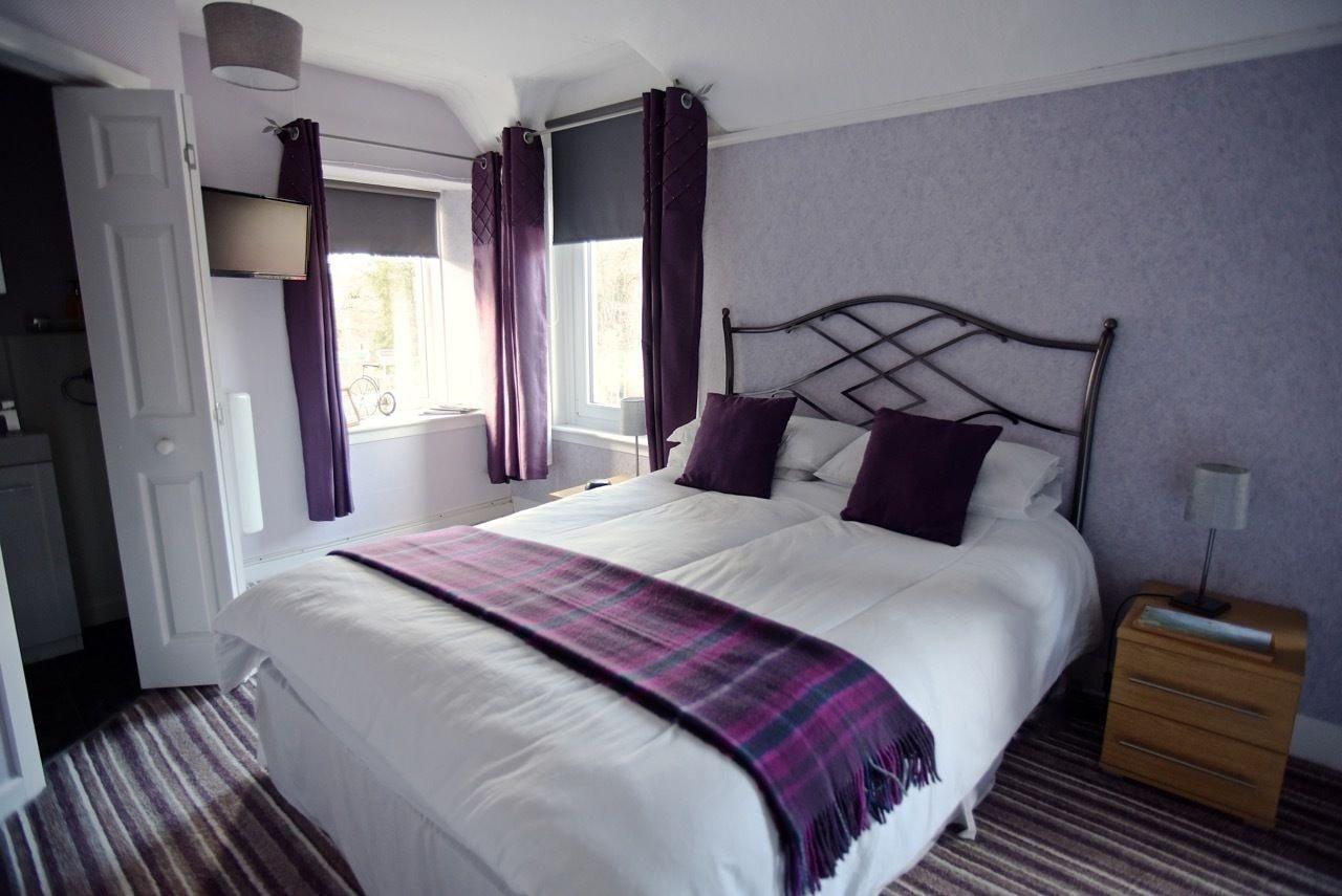 Oyo Inverour Guest House Gairlochy 외부 사진
