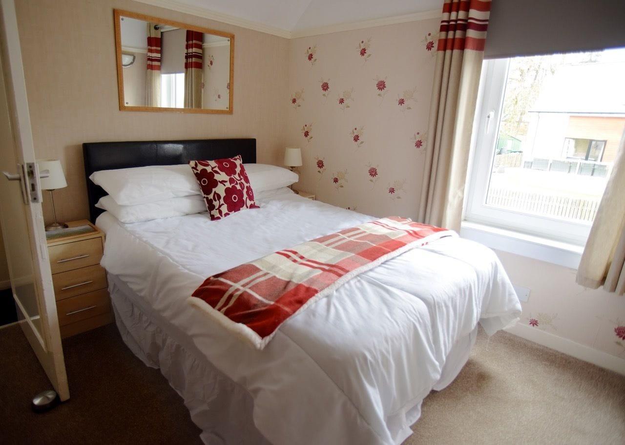 Oyo Inverour Guest House Gairlochy 외부 사진