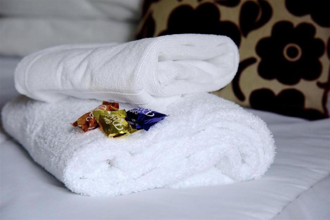 Oyo Inverour Guest House Gairlochy 외부 사진