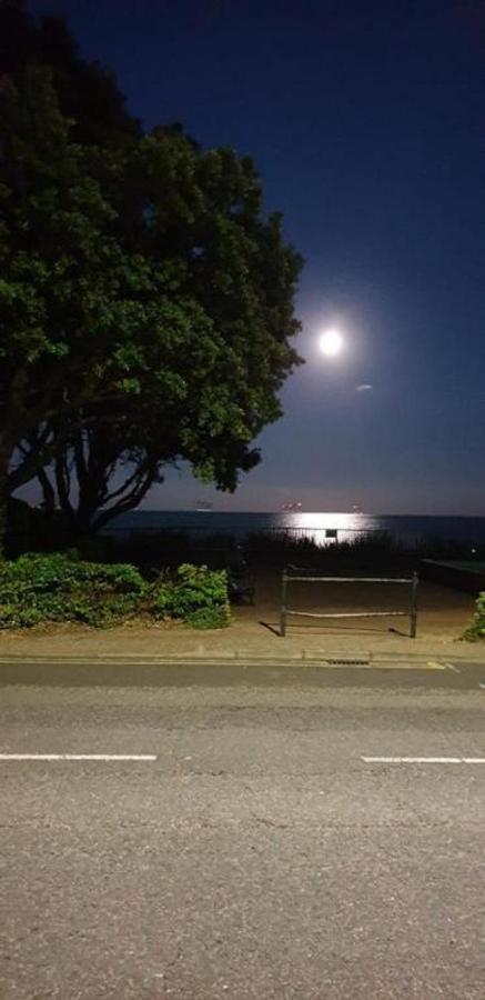 Oyo Inverour Guest House Gairlochy 외부 사진